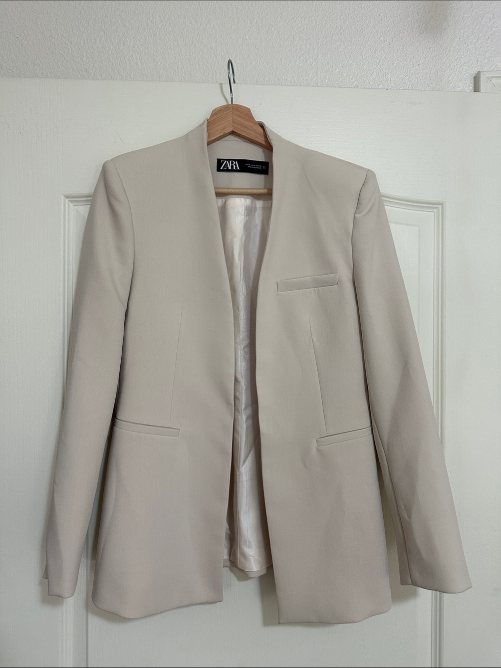 ZARA Light Cream Open-Front Blazer